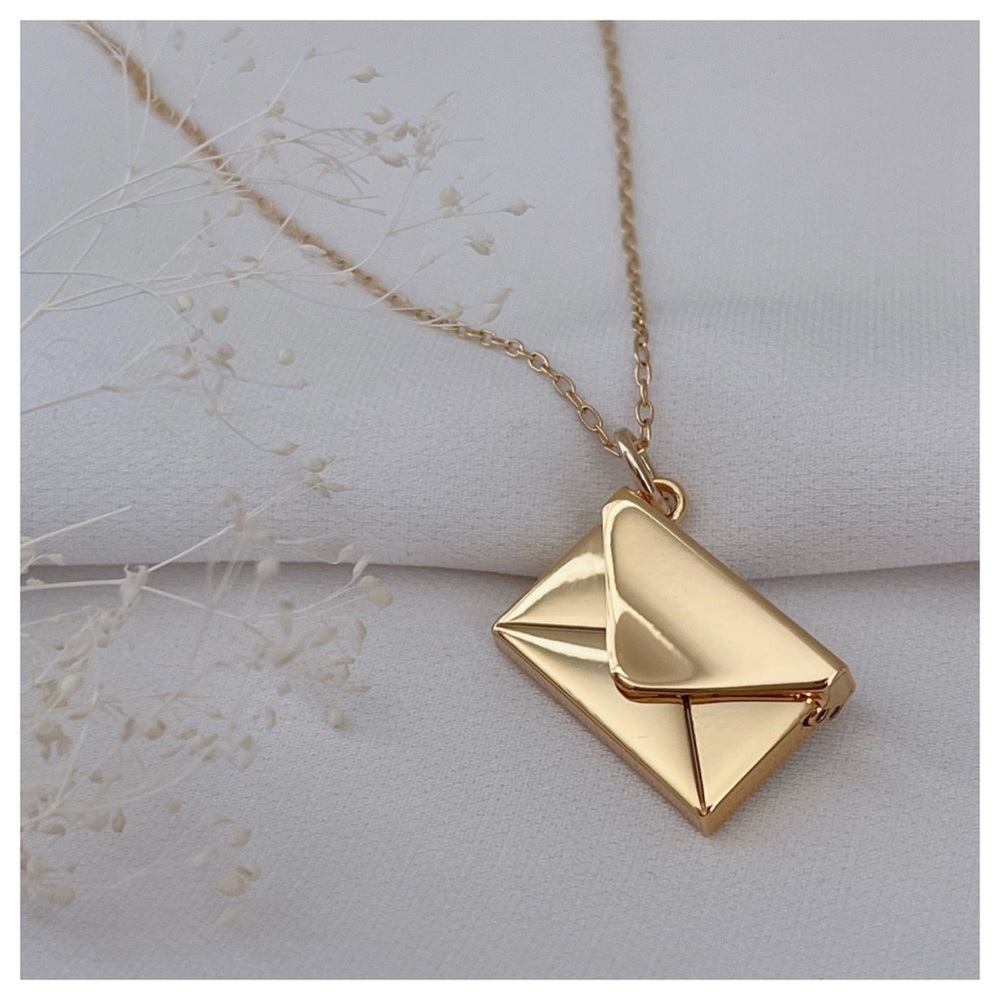 18K GOLD FILLED ENVELOPE HANDBAG NECKLACE